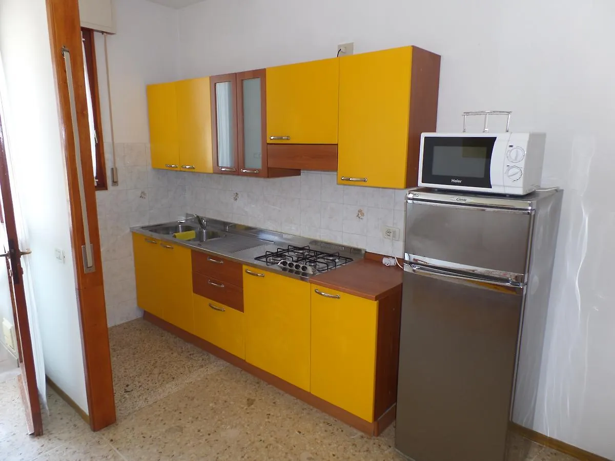 Condominio Mauro Bibione 0*,