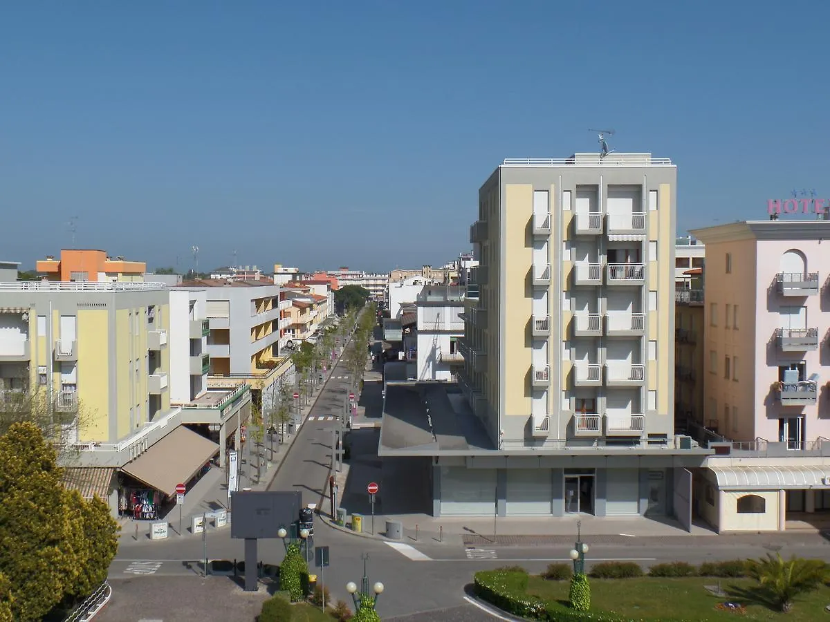 Condominio Mauro Bibione Apartment